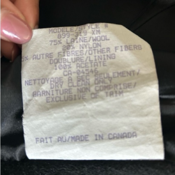 Black Wool Coat * MADE IN CANADA - Picture 5 of 5